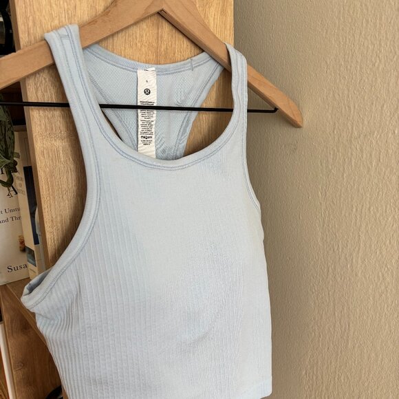 lululemon athletica Tops - Lululemon - Blue Cropped Tank Size 6 - Lightly Used